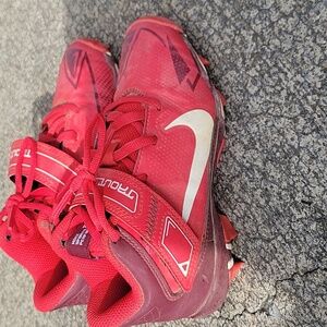 Boys Red Nike Trout Baseball cleats